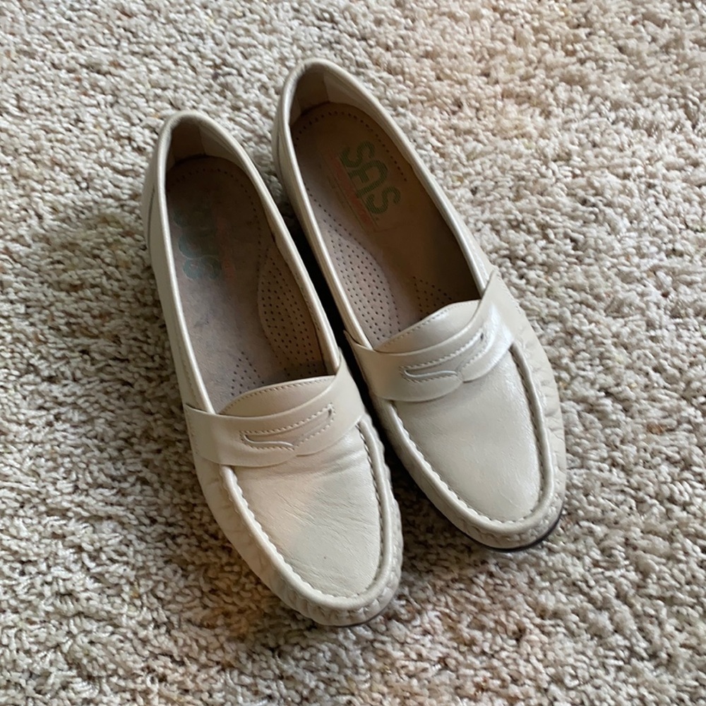 SAS size 7 tan orthopedic shoe